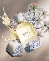 Lattafa Petra EDP 100 мл — кадър с фон