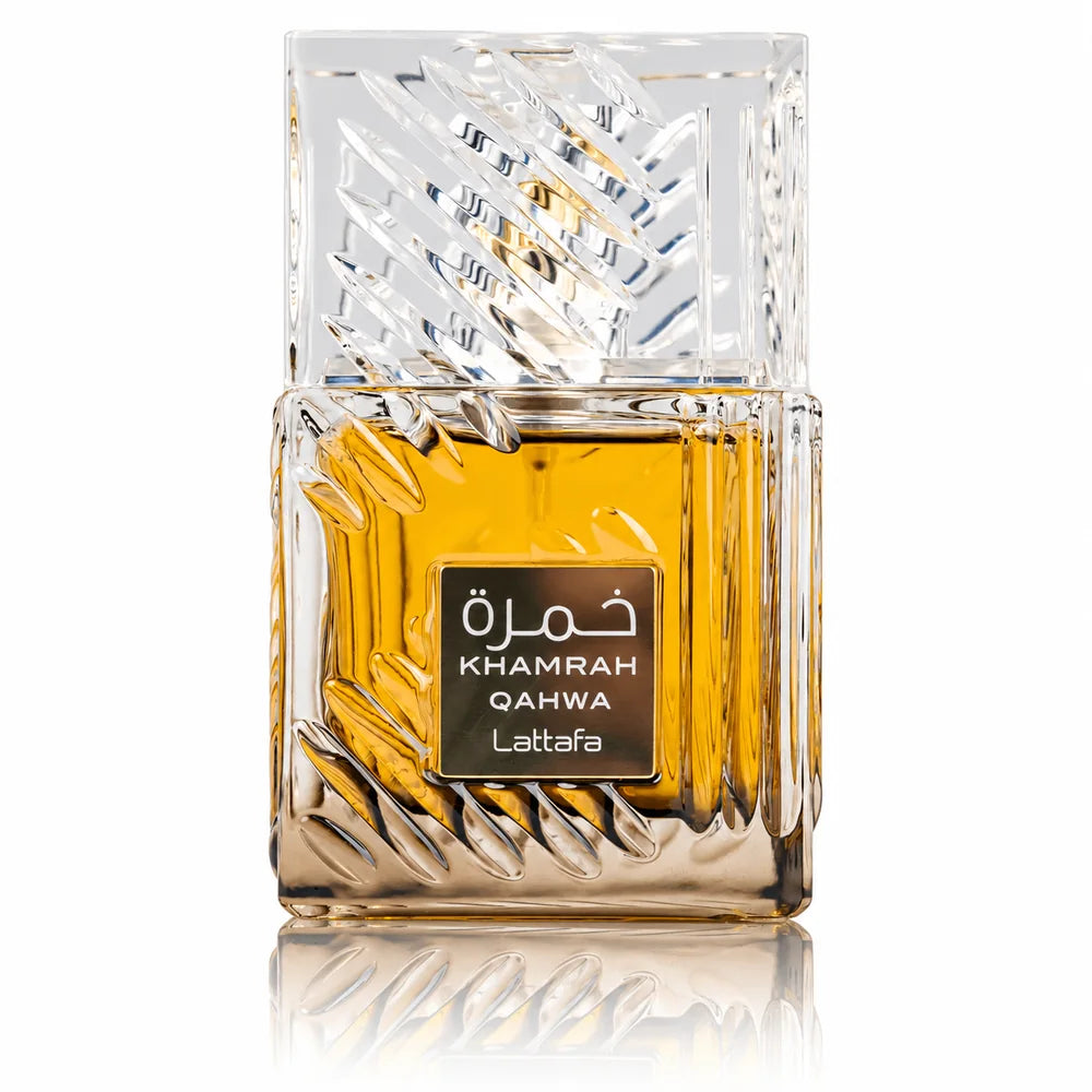 Флакон Lattafa Khamrah Qahwa EDP 100 мл с огледално отражение на бял фон.
