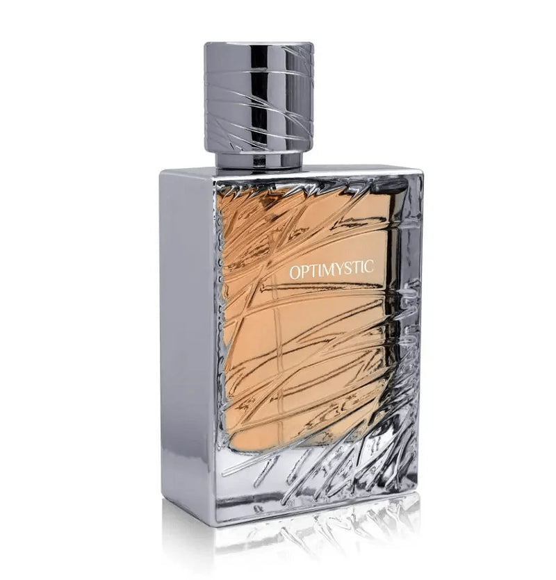 Флакон Optimistic White EDP 100 мл с огледално отражение на бял фон.